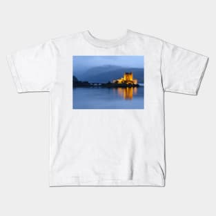 Eilean Donan Castle, Scotland Kids T-Shirt